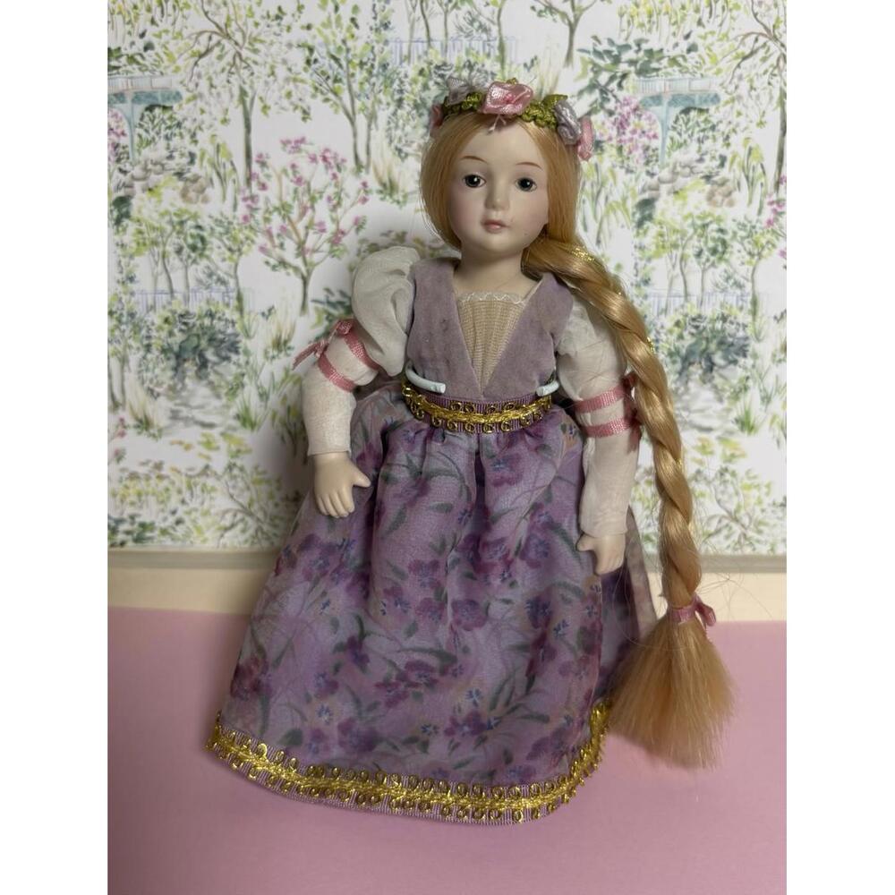 Vintage 1986‎ Avon Collectibles Porcelain Doll with Long Blonde Braid